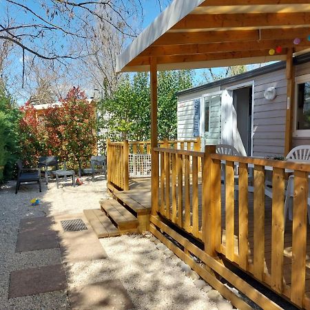 Mobil Home Tout Confort 6 Personnes Climatise Au Pied Du Luberon La Roque-d'Antheron Ngoại thất bức ảnh