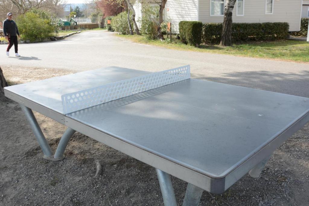 Mobil Home Tout Confort 6 Personnes Climatise Au Pied Du Luberon La Roque-d'Antheron Ngoại thất bức ảnh