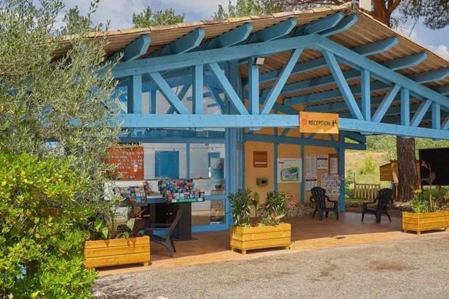 Mobil Home Tout Confort 6 Personnes Climatise Au Pied Du Luberon La Roque-d'Antheron Ngoại thất bức ảnh