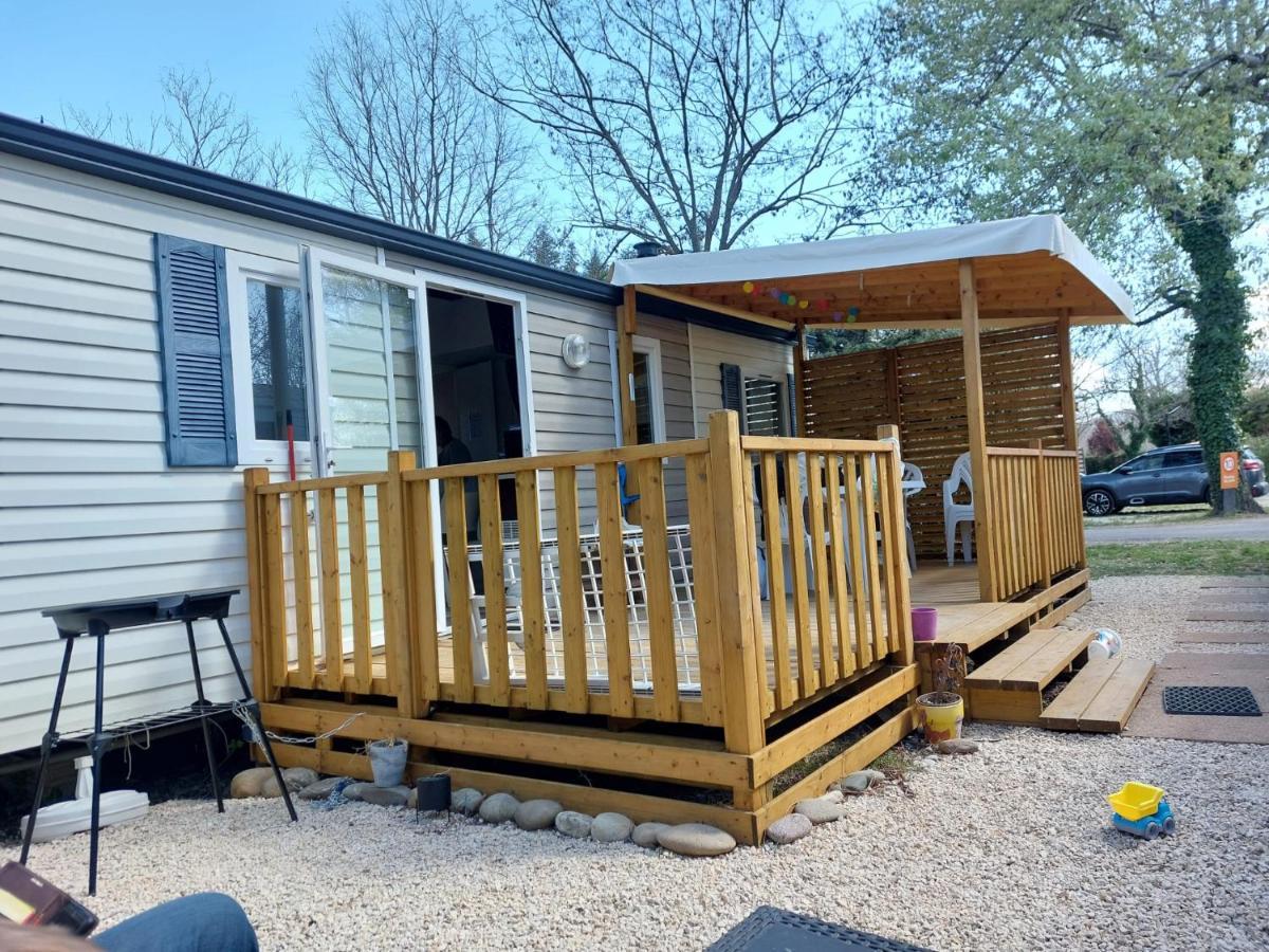 Mobil Home Tout Confort 6 Personnes Climatise Au Pied Du Luberon La Roque-d'Antheron Ngoại thất bức ảnh